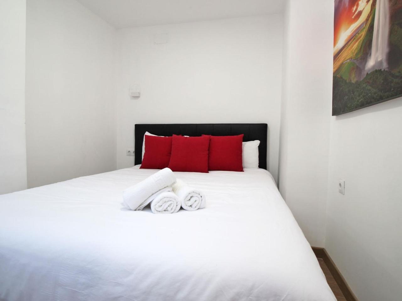 Del Parque Flats Beatas Apartment Malaga Bagian luar foto