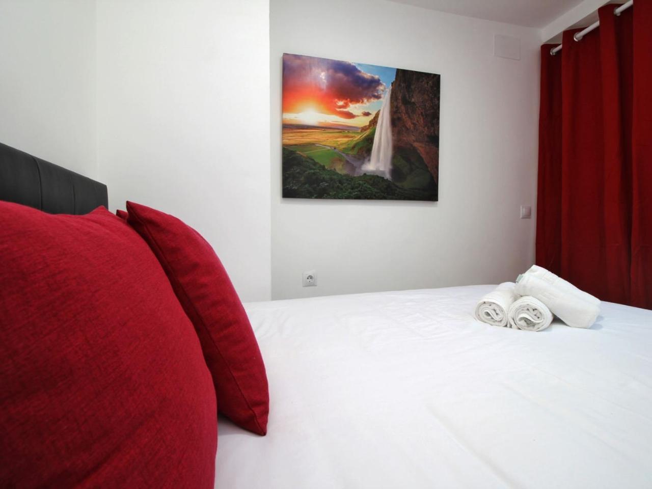 Del Parque Flats Beatas Apartment Malaga Bagian luar foto
